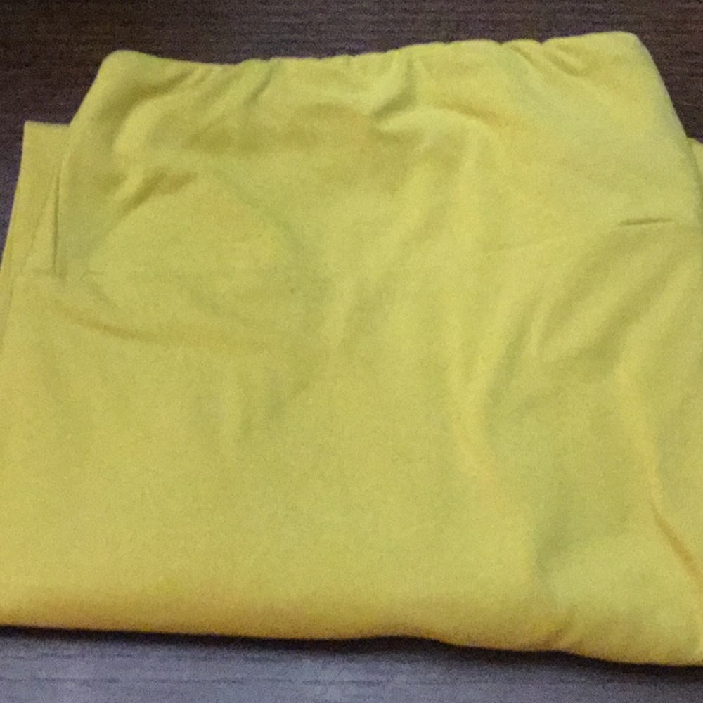 Lularoe tc leggings bnwot mustard yellow